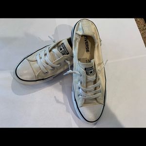 Converse Shoreline slip on sneaker off white